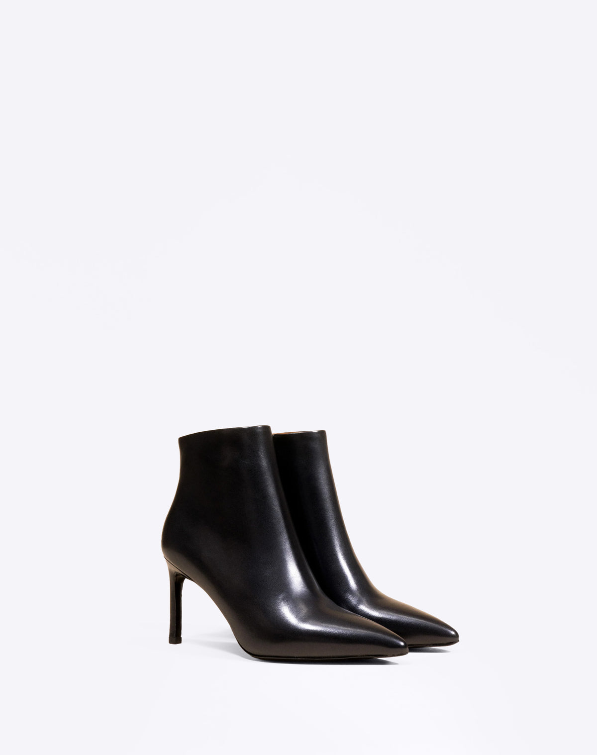 Noura Black Calf ankle boots with pointed toe
