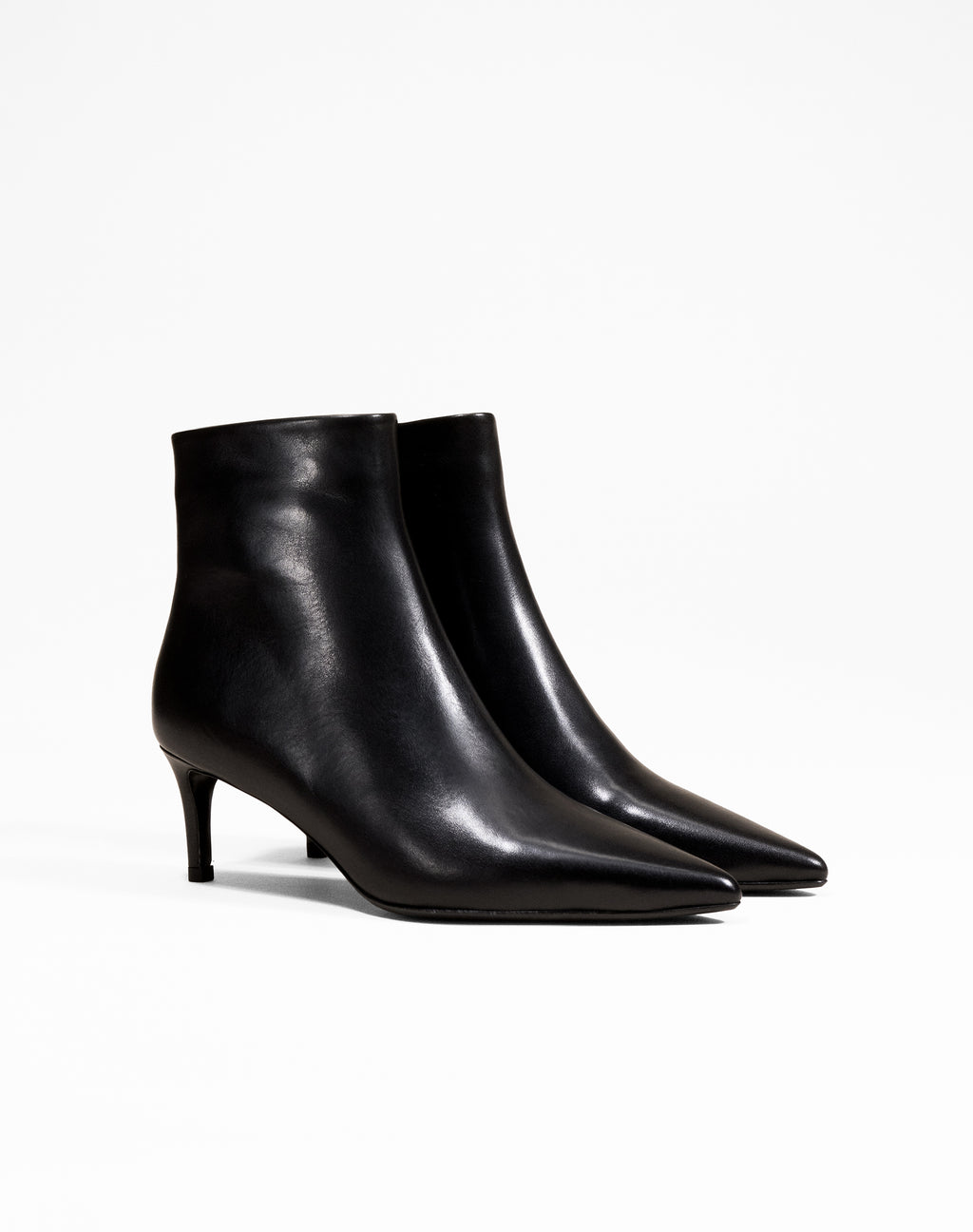 Noura Low Black Calf ankle boots with pointed toe