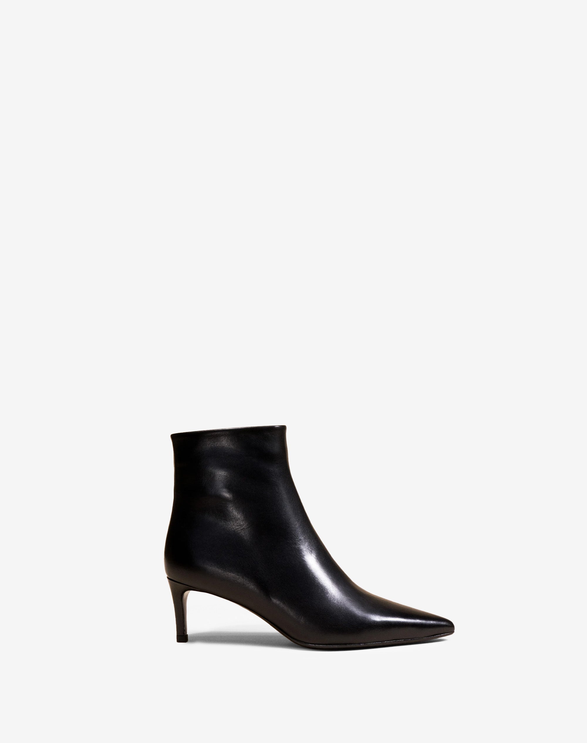Bottines à talon et bout pointu Noura Low Black Calf