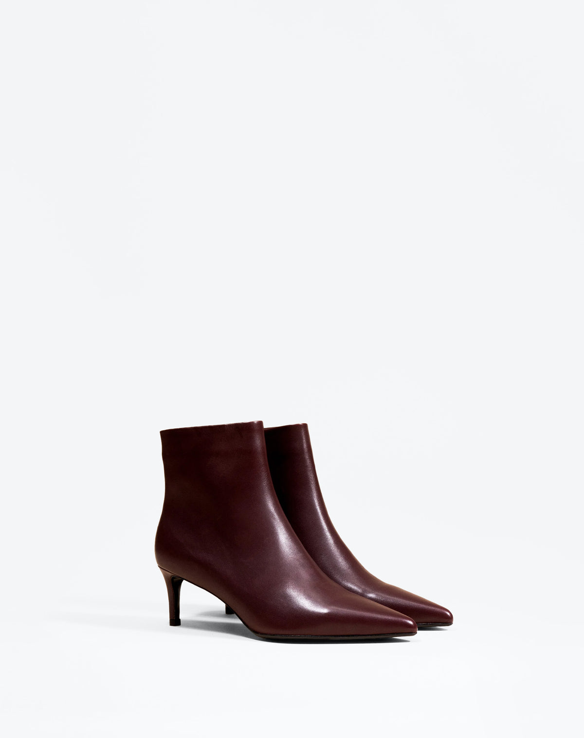 Noura Low Burgundy pointed-toe ankle boots