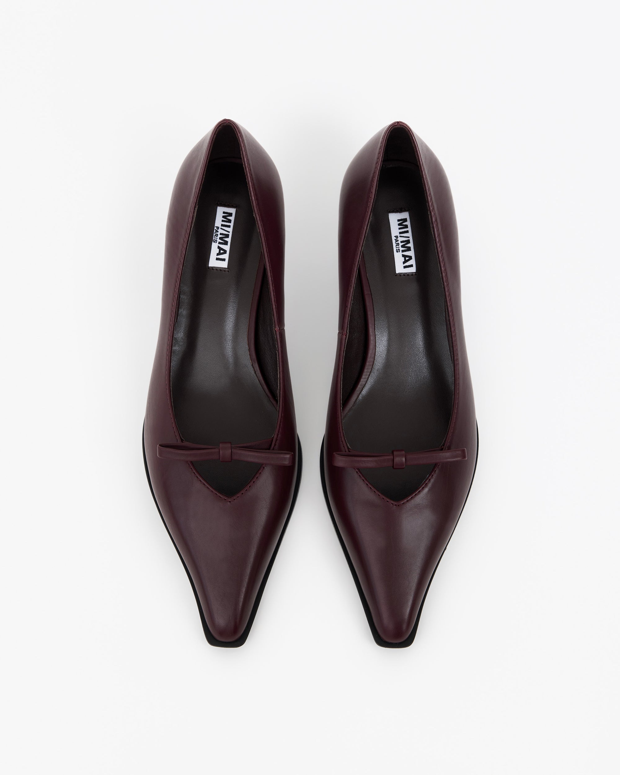 Escarpin à bout pointu, ornement nœud et petit talon bobine en cuir bordeaux Preston Burgundy