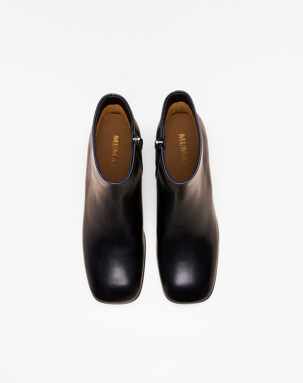 BOTTINES NOIRES A BOUT CARRE ET TALON BAS TADAO BLACK