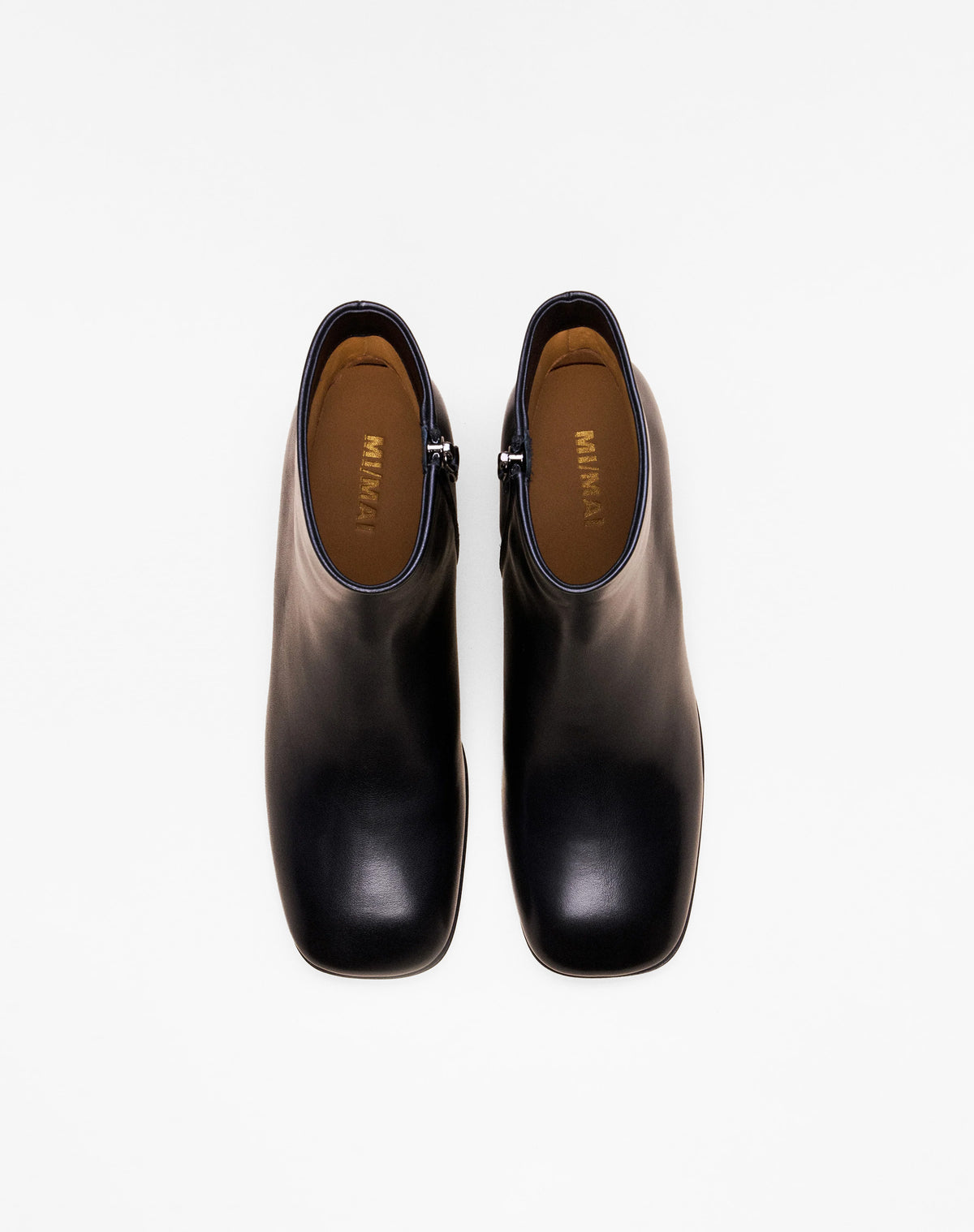 BOTTINES NOIRES A BOUT CARRE ET TALON BAS TADAO BLACK