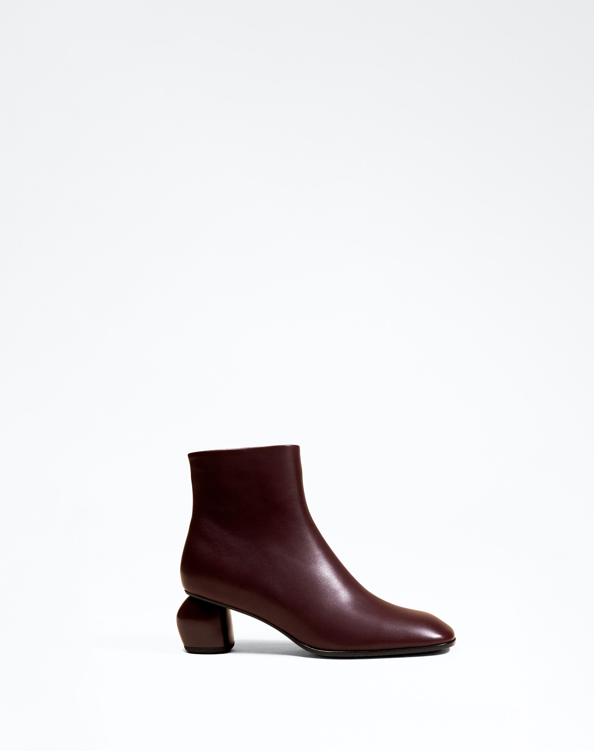 BORDEAUX ANKLE BOOTS WITH SQUARE TOE AND LOW HEEL TADAO BURGUNDY