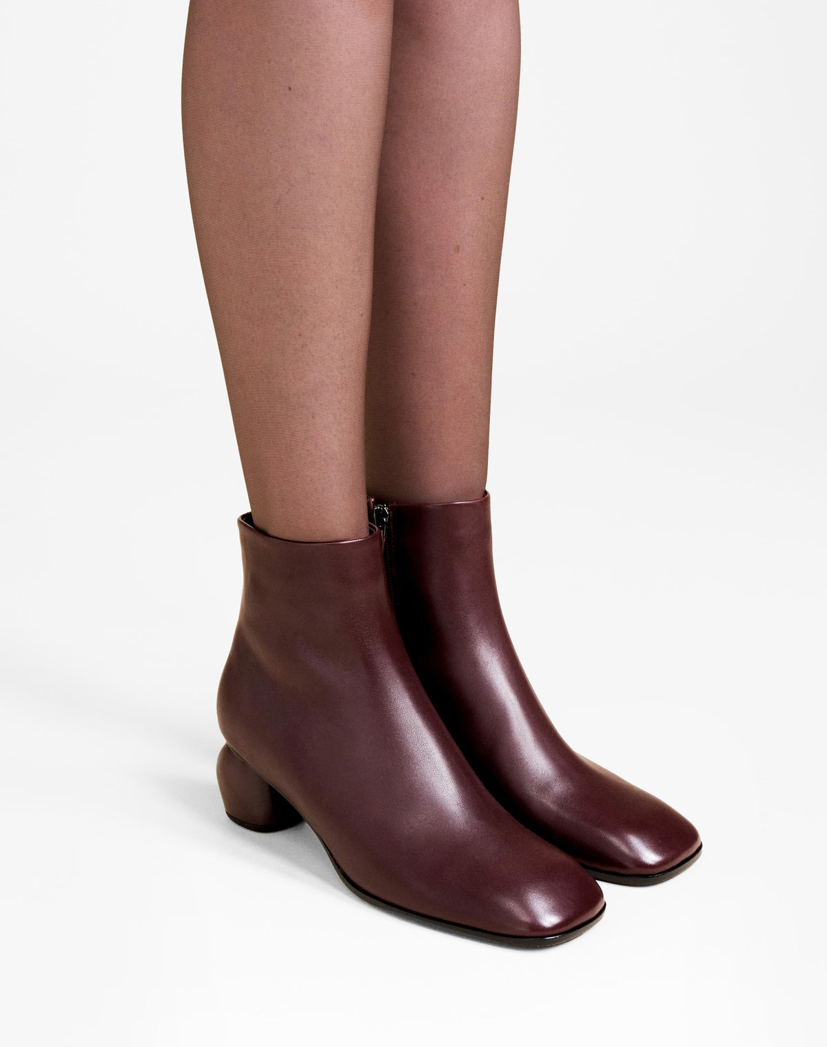BOTTINES BORDEAUX A BOUT CARRE ET TALON BAS TADAO BURGUNDY