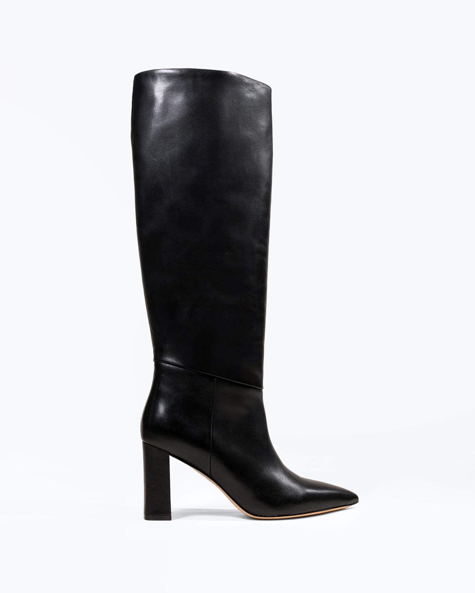 TRACEY BLACK BOOTS WITH A WIDE HEEL