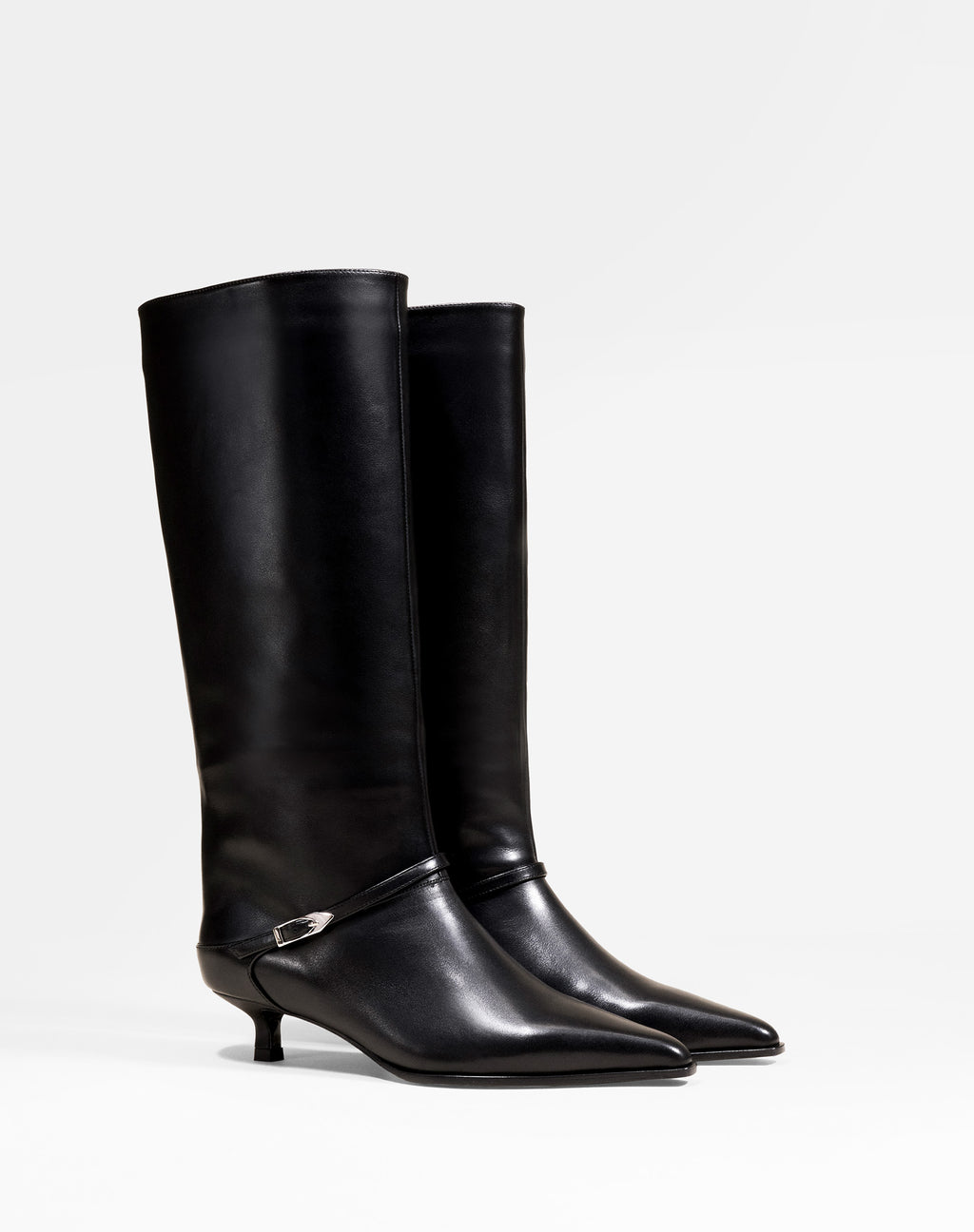 BOTTES NOIRES A PETIT TALON ET BOUT POINTU EILEEN BLACK