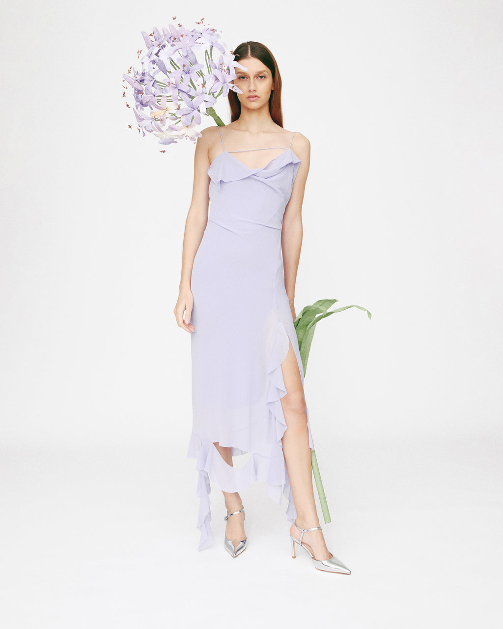 Escarpin sling back à bout pointu et bride en cuir argenté Emy Silver Mirror