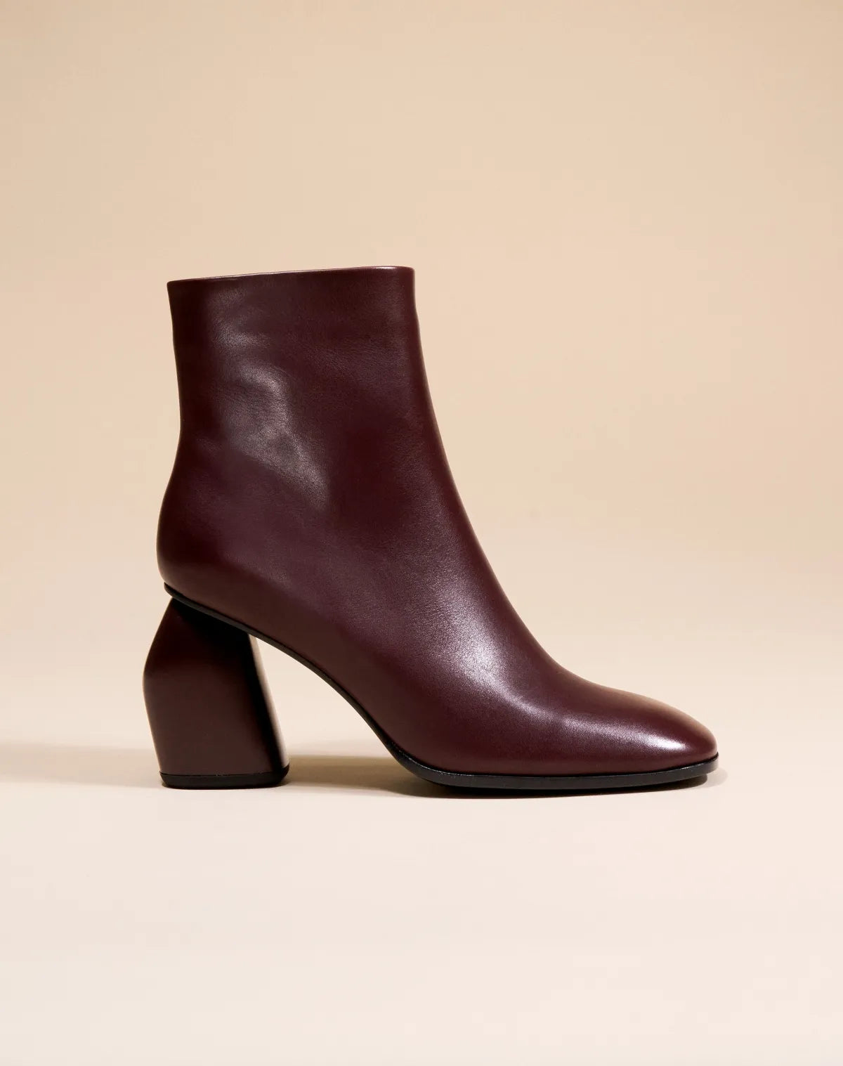 BOTTINES BORDEAUX A BOUT CARRE ET TALON HAUT RAMS BURGUNDY