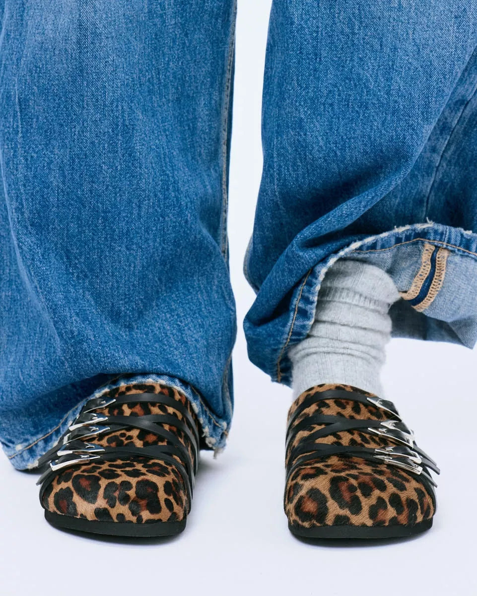 Mules sabots à brides et boucles à imprimé léopard Toledo Léo