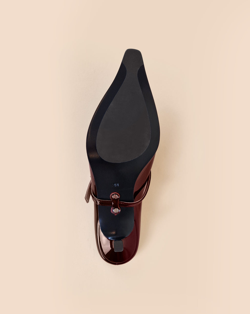 Escarpin-mule pointu et petit talon bobine en cuir verni bordeaux Suzanne Burgundy Patent